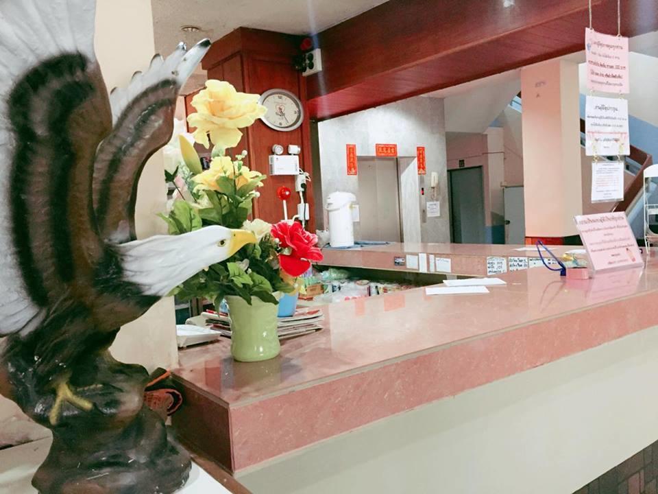 Pasawang Hotel Hatjaj Kültér fotó